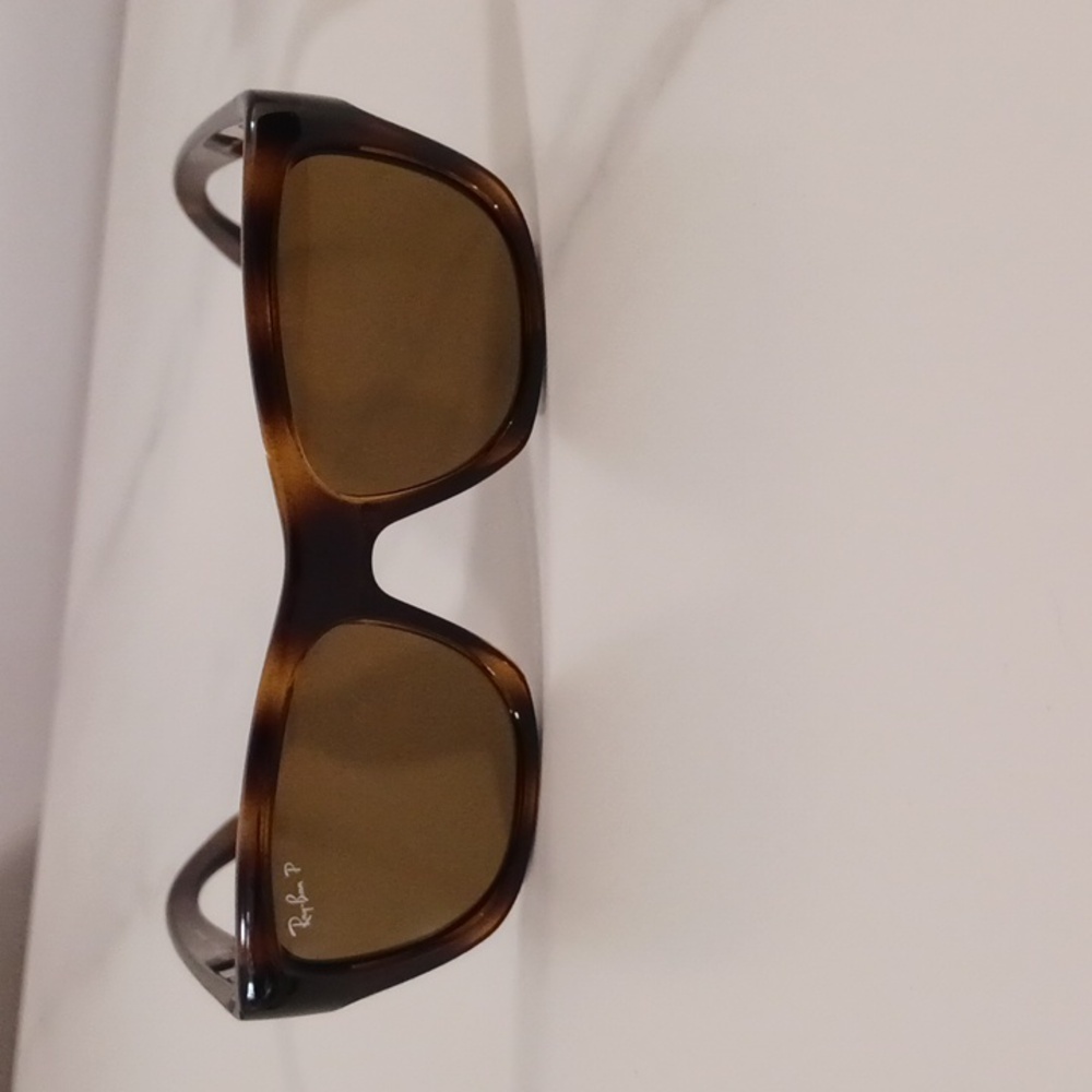 Ray-ban